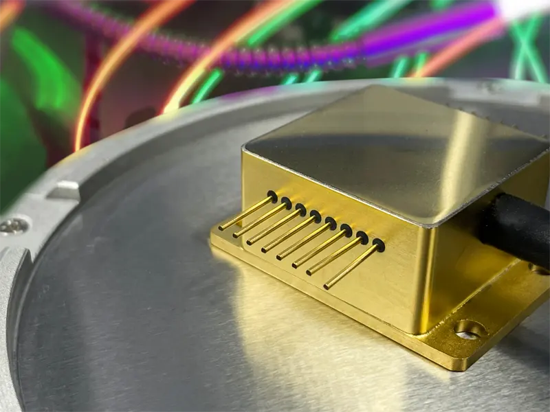 नेत्र इमेजिंग प्रणाली के लिए लेजर प्रकाश स्रोत